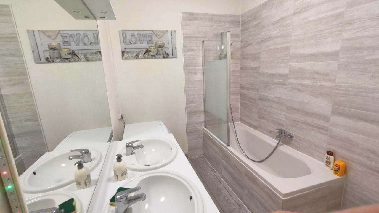 Cocooning Logement Entier Parking Gratuit Algrange Exterior foto